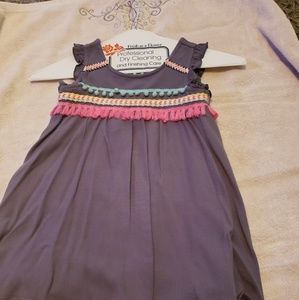 Hannah banana like new dreas